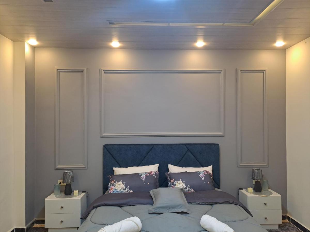 Cardostudio Hotel Jarash Bagian luar foto