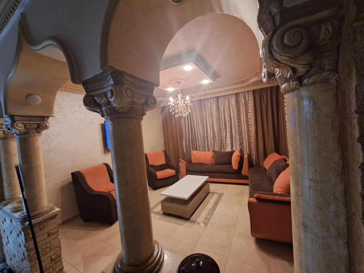 Cardostudio Hotel Jarash Bagian luar foto