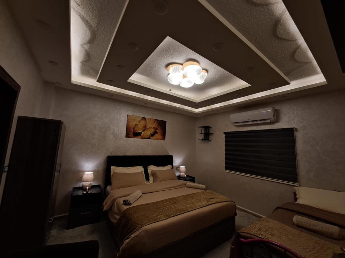 Cardostudio Hotel Jarash Bagian luar foto